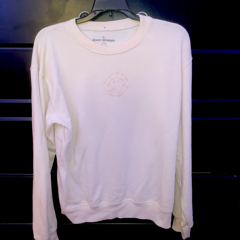 Beige crewneck sweatshirt